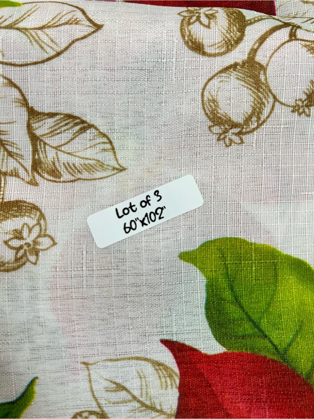 Lot of 3 Mainstays Poinsettia Linen-Style Tablecloths in Red & Green